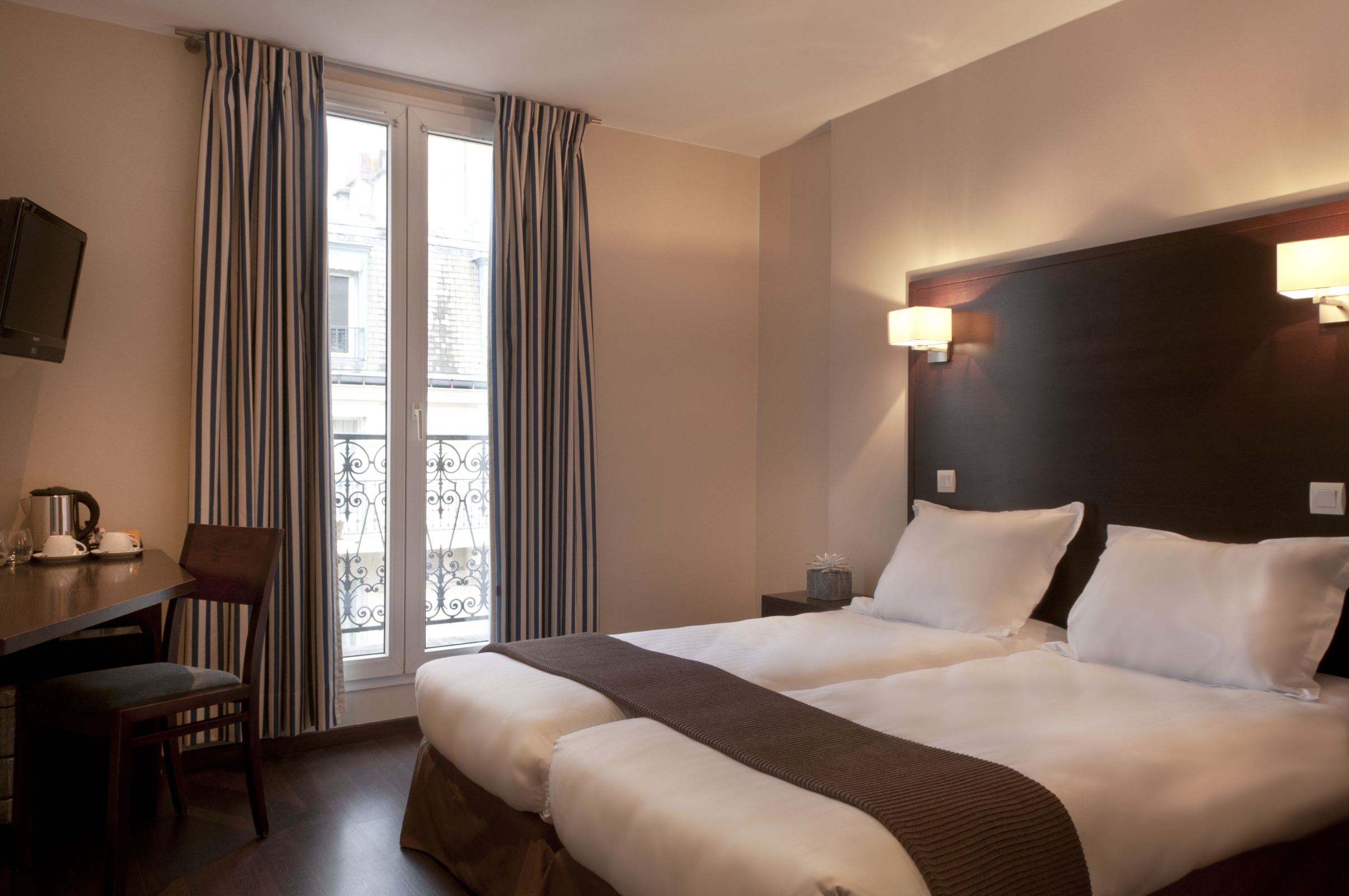 Hotel Verlain (Paris)