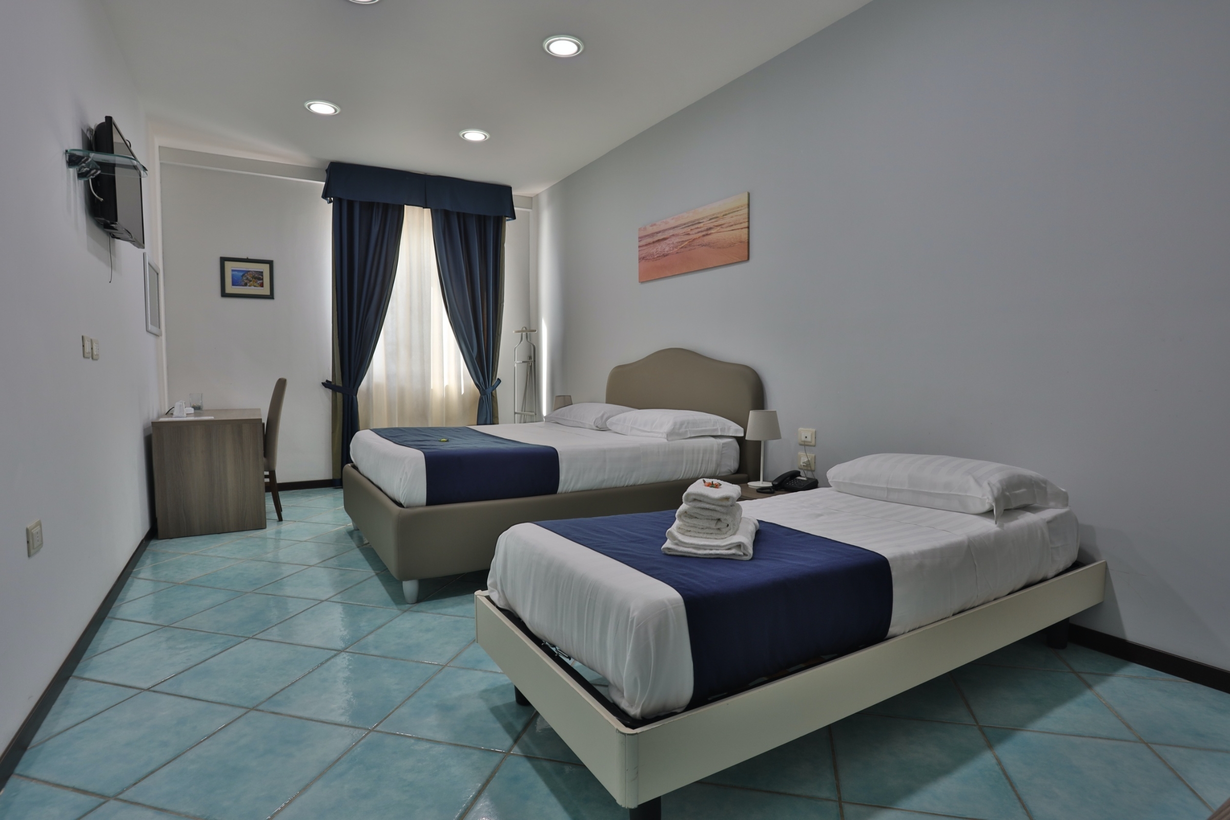 Polo Nautico Hotel Centro Congressi - Salerno presso HRS con servizi  gratuiti