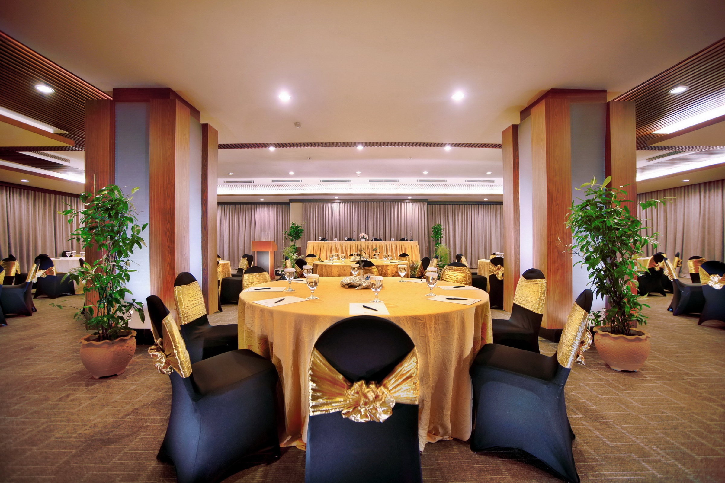 Golden Tulip Balikpapan Hotel and Suites