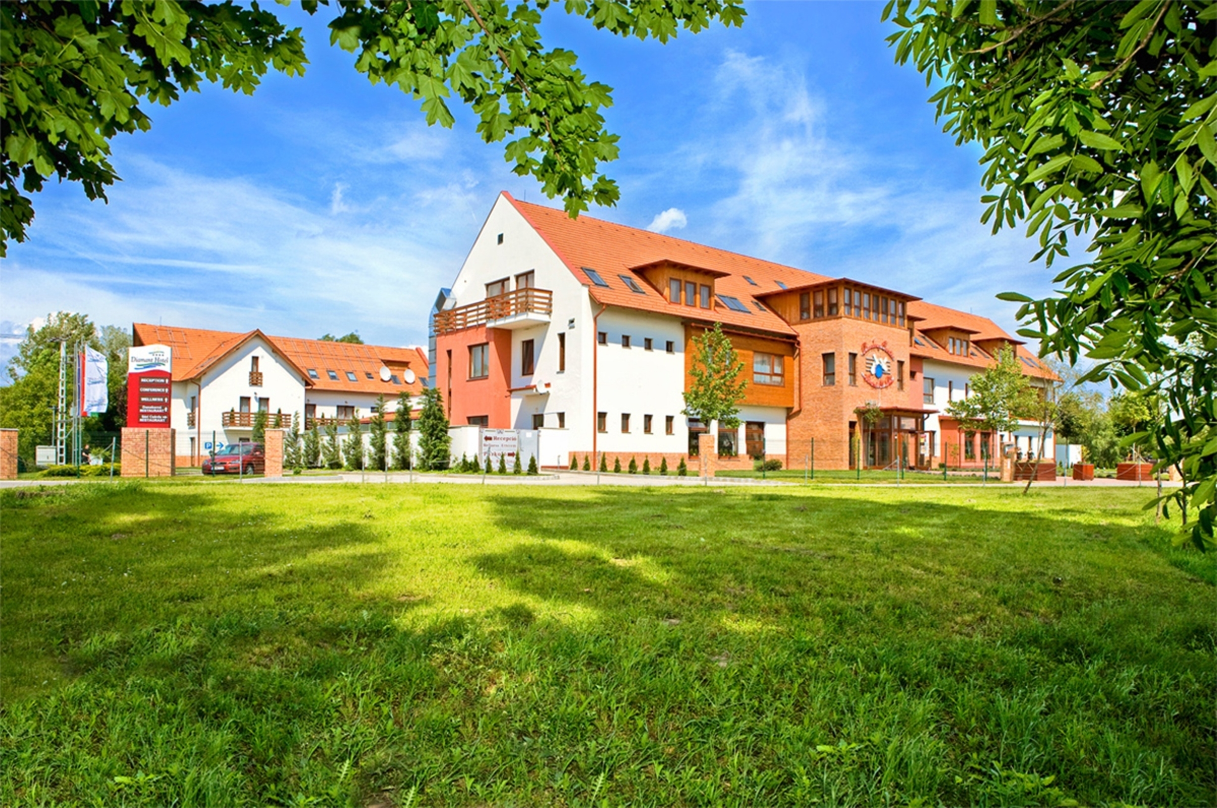 Hotel Diamant - 4 HRS star hotel in Dunakiliti (Győr-Moson-Sopron)