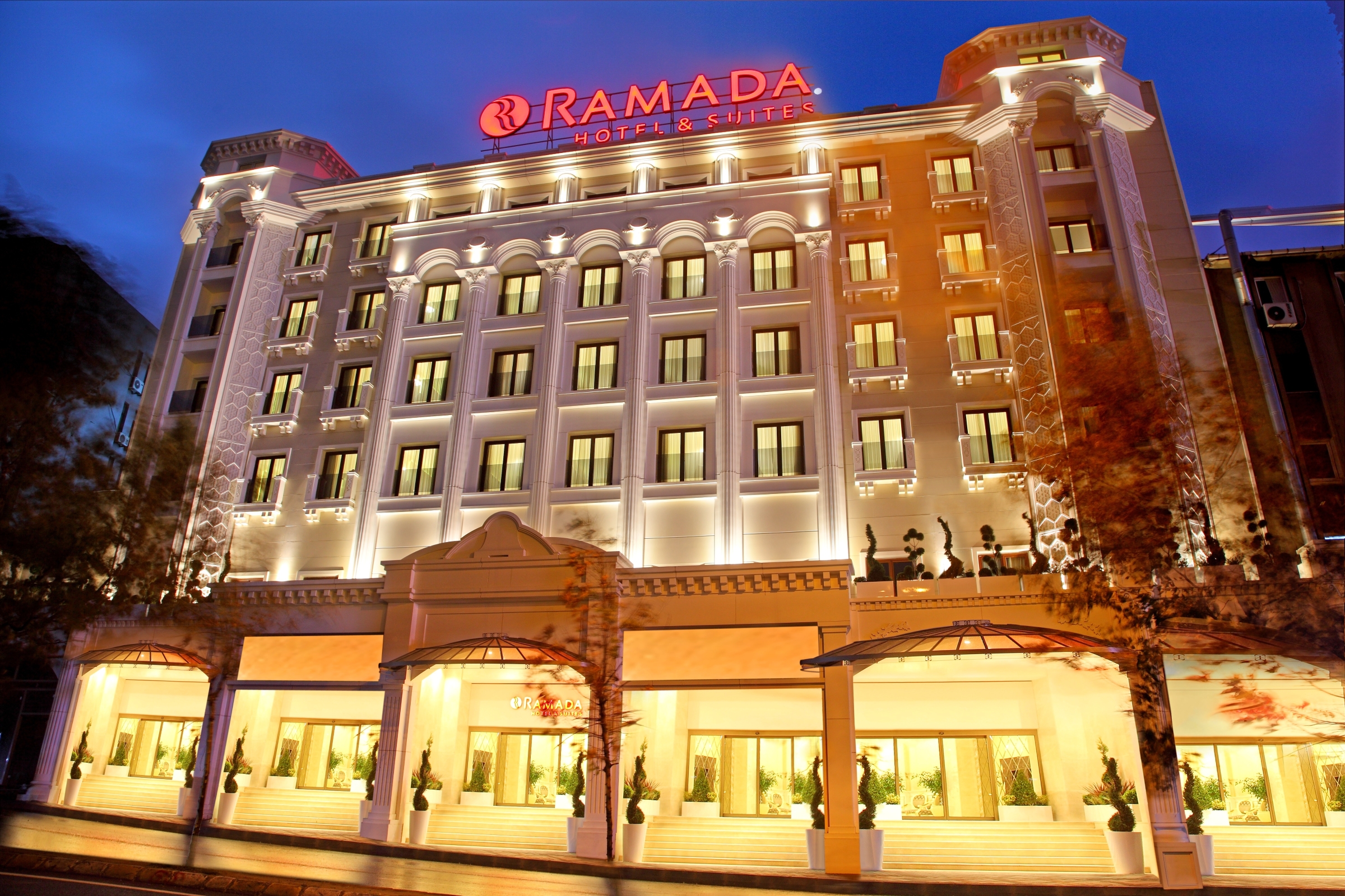 Ramada Hotel & Suites Istanbul Merter en HRS con servicios gratuitos