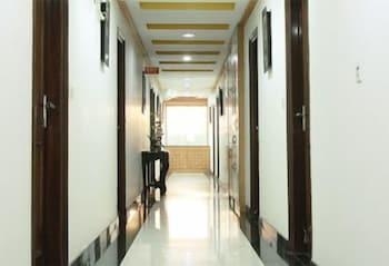 Hotel Chirag Residency (Delhi)