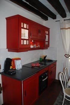 Hotel Vacation Rental Xavier Privas (Paris)