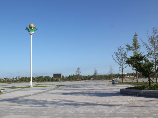 Hotel 亲海假日度假公寓(青岛那鲁湾店) (Qingdao)