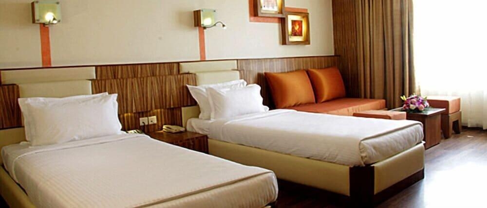 Gokulam Park Hotel & Convention Centre (Cochin)