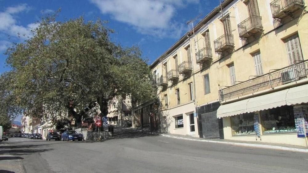 Hotel Castri (Delphes)