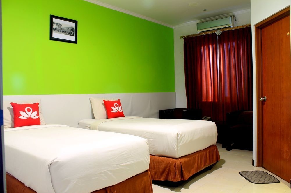 Hotel ZEN Rooms Akbar Kebon Kawung (Bandung)