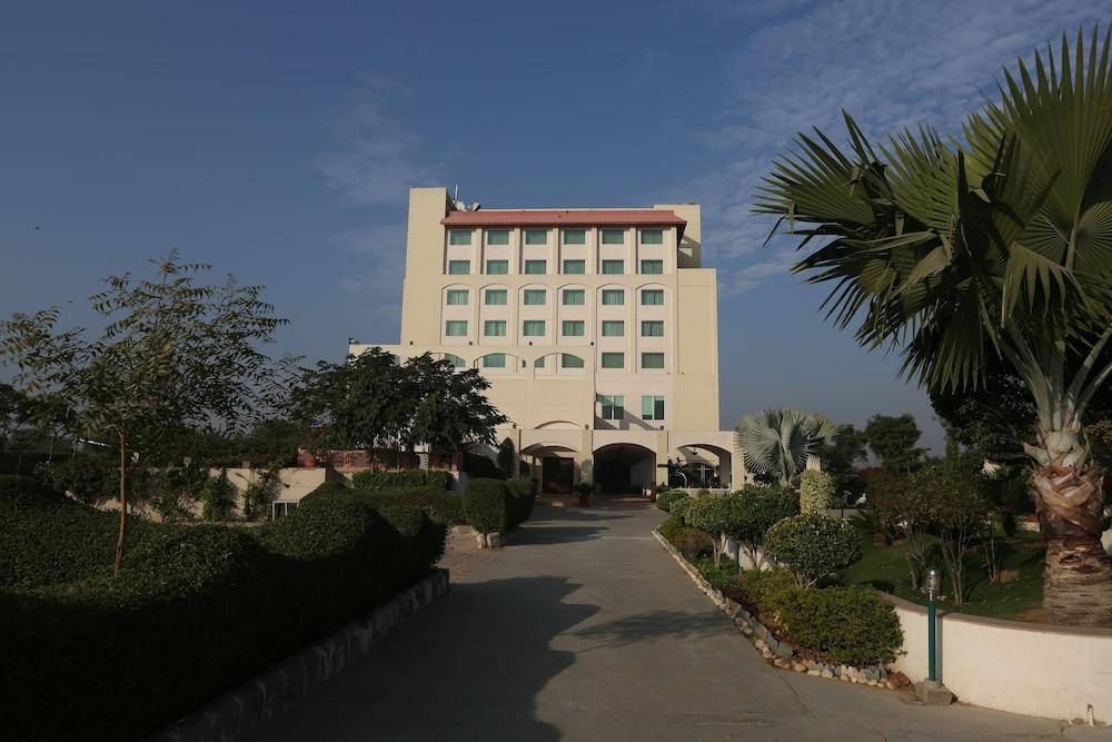 Hotel Jaipur Greens (Jaipur                             )