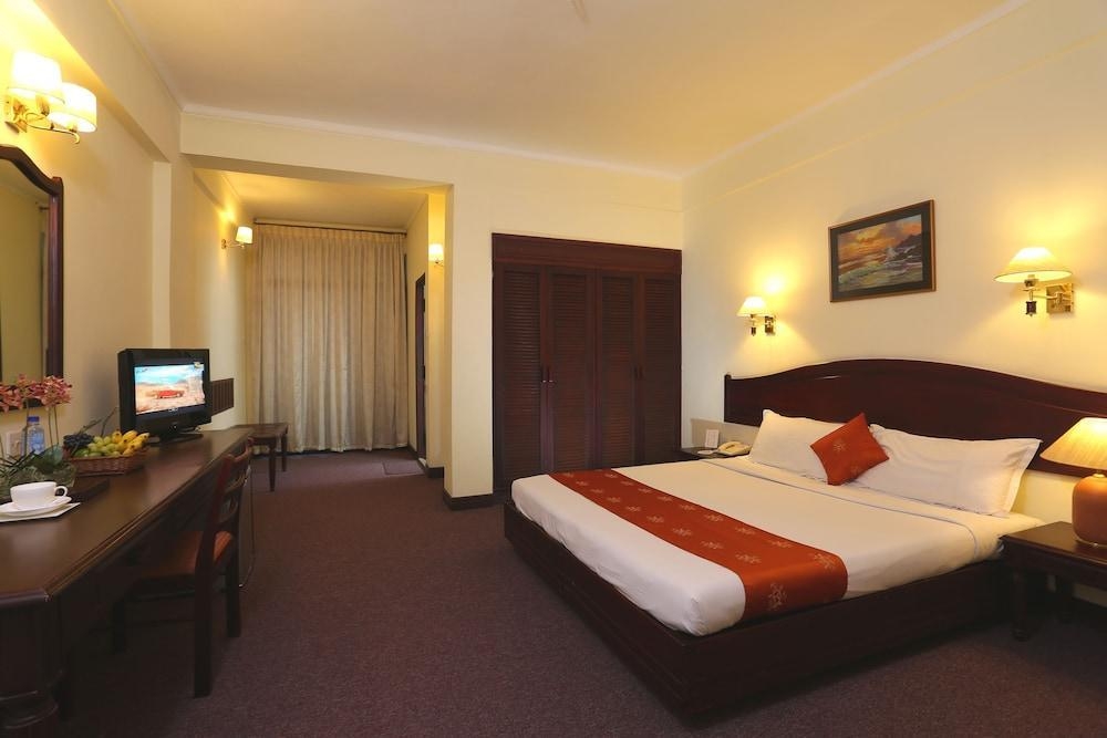 The International Hotel (Cochin)