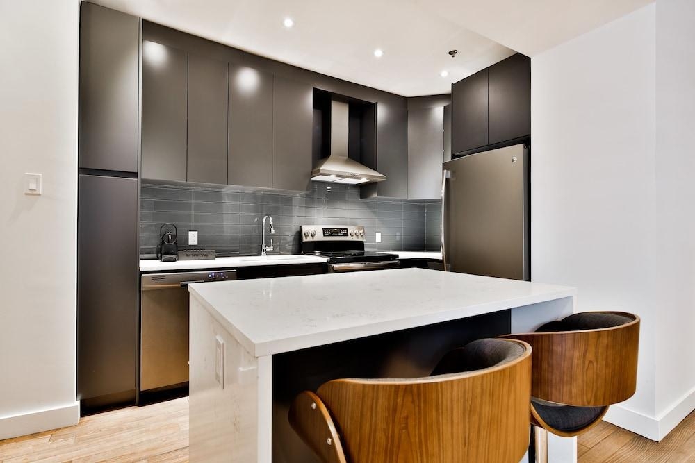 Boutique Hotel Saint François Xavier Montreal Lake 106 book favourably