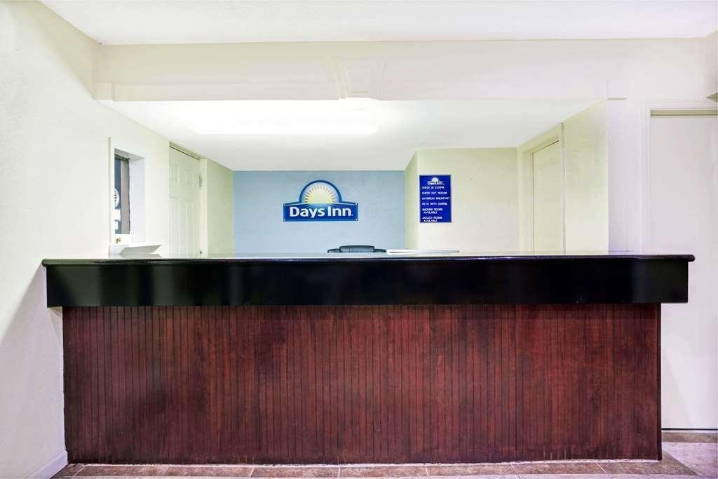 Days Inn by Wyndham Douglasville-Atlanta-Fairburn Road