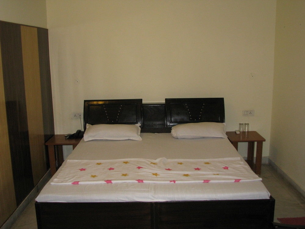 Hotel Sham Villa (Amritsar                           )