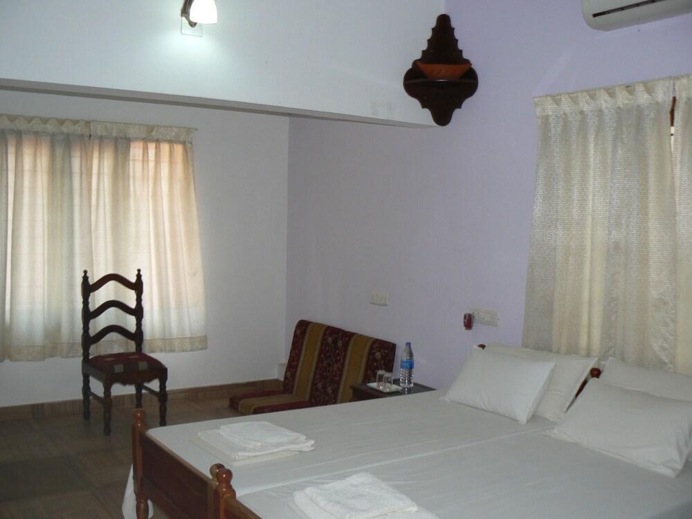 Hotel Aroma Homestay (Cochin)