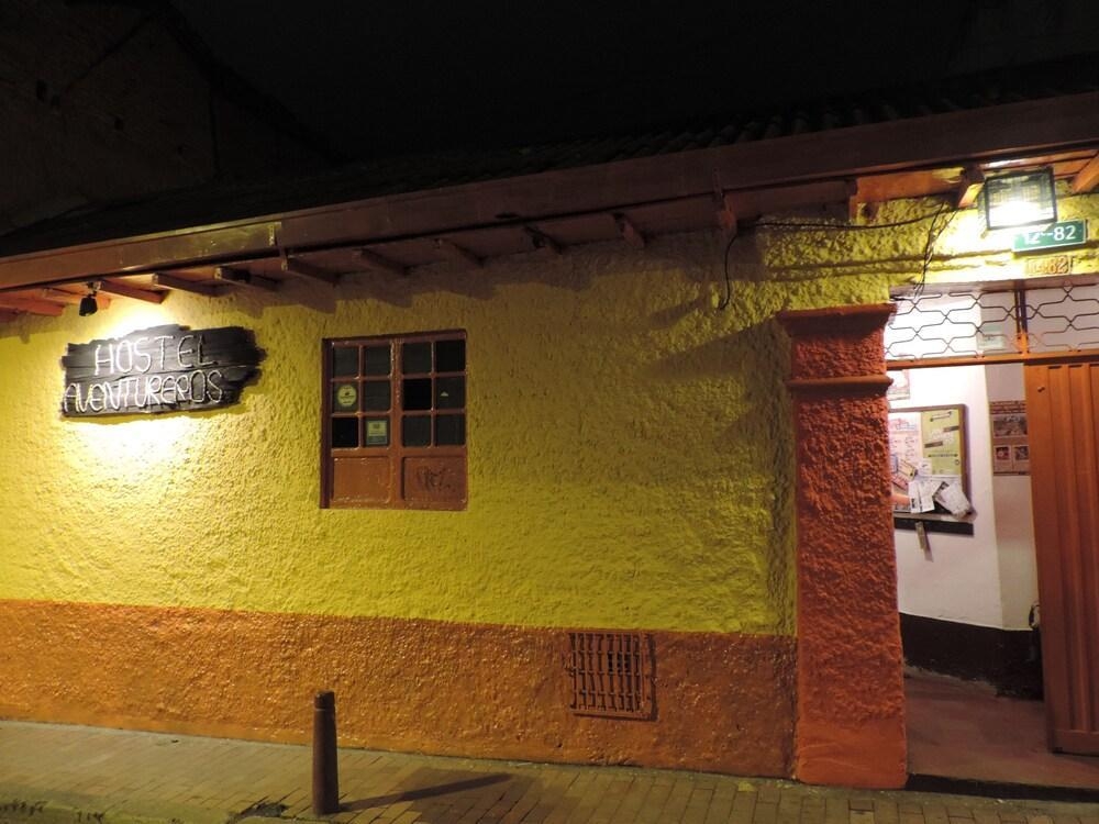 Hostal Aventureros de la Candelaria - Hostel (Bogota)