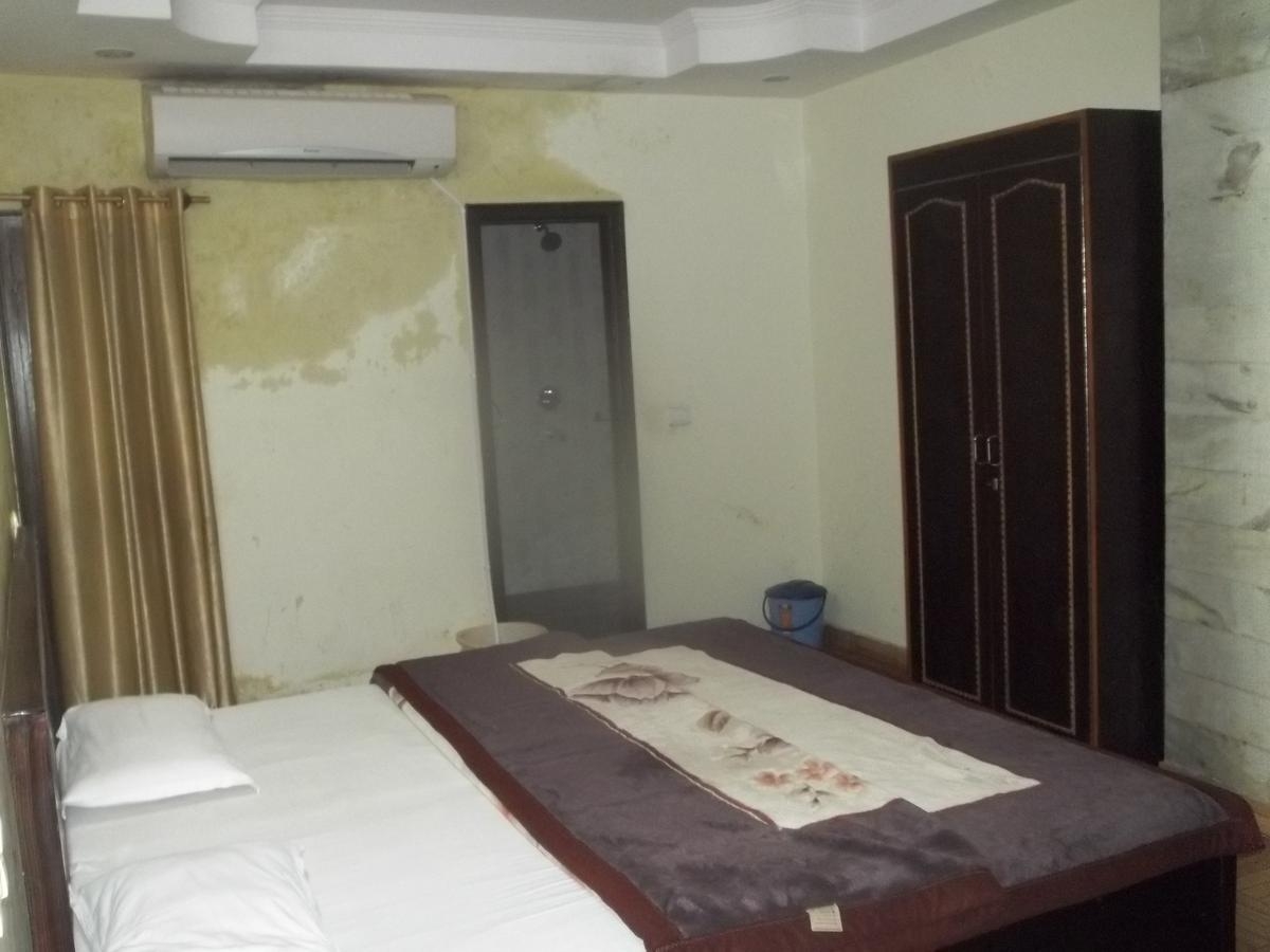 HOTEL OBEROI (Chandigarh)