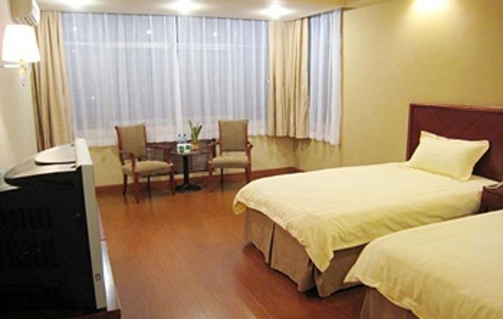 Greentree Inn Shandong Laiwu West Laiwu Road Express Hotel - 