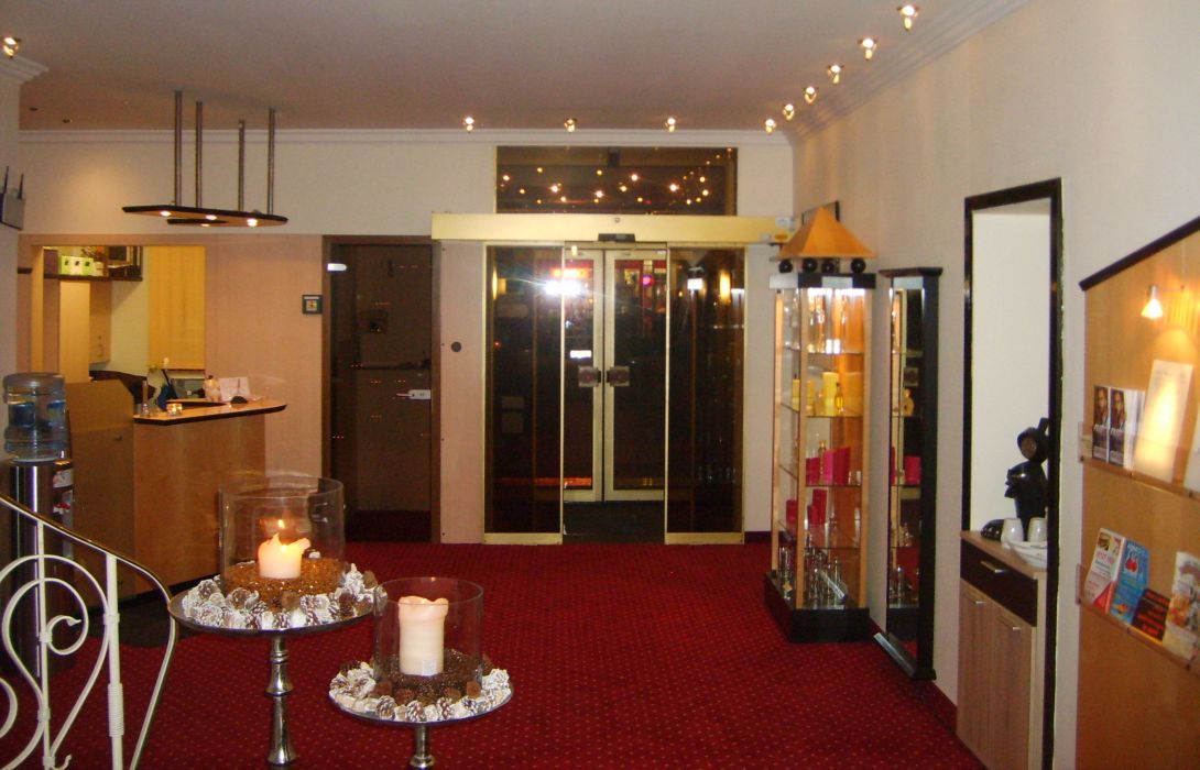 Cityhotel Deutsches Haus Hagen Great Prices At Hotel Info