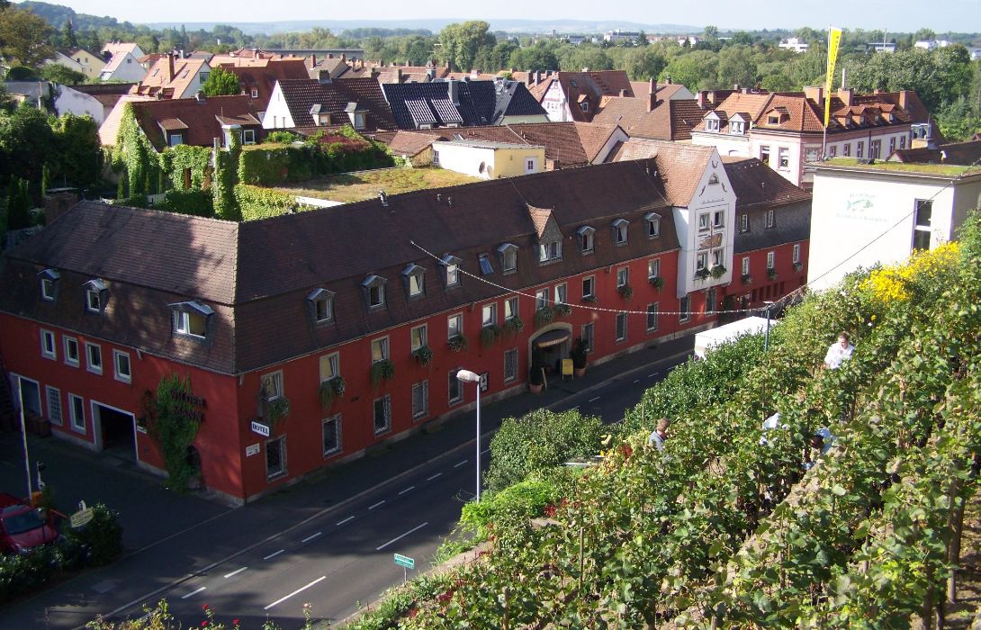 Hotel Wilder Mann - Aschaffenburg – Great prices at HOTEL INFO