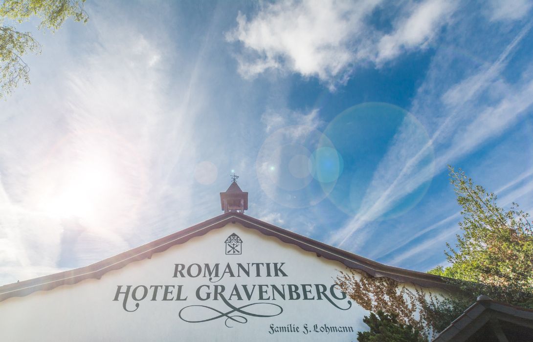 Lohmann S Romantik Hotel Gravenberg In Langenfeld Hotel De
