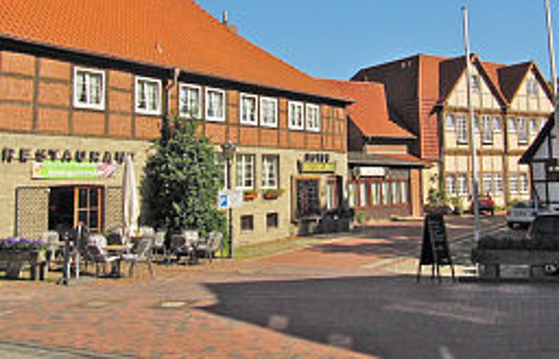 Hotel Deutsches Haus Gifhorn Great Prices At Hotel Info