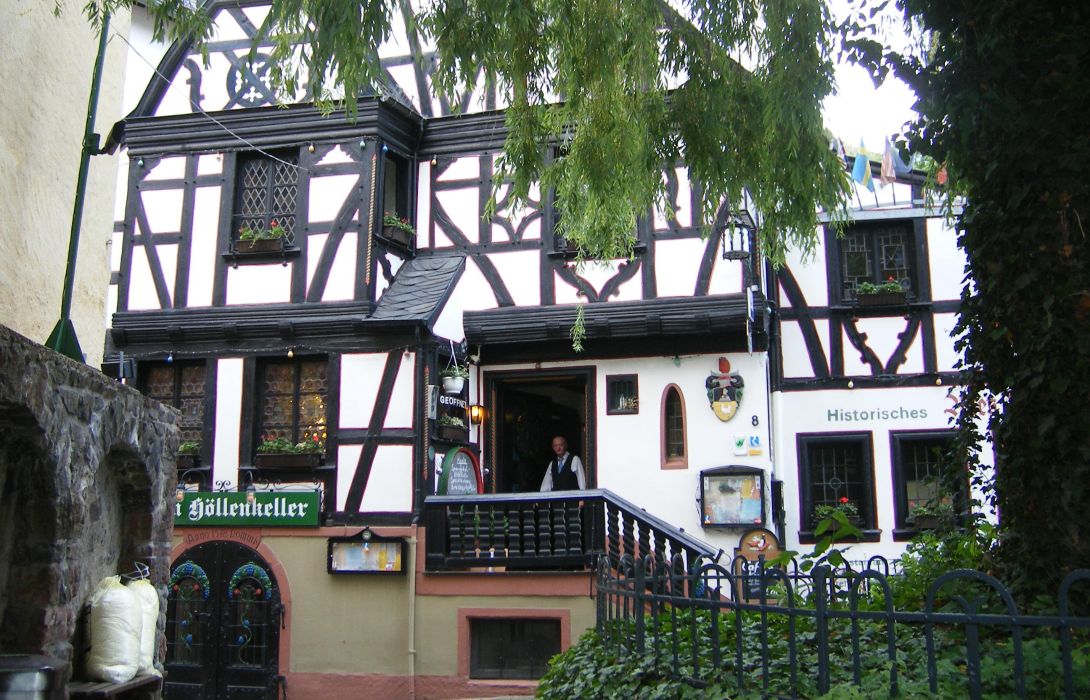 Hotel Altes Haus Rudesheim Am Rhein Great Prices At Hotel