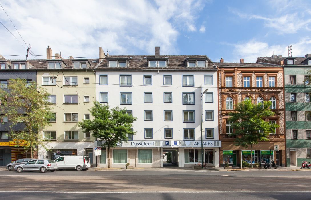 Hotel Antares In Dusseldorf Hotel De
