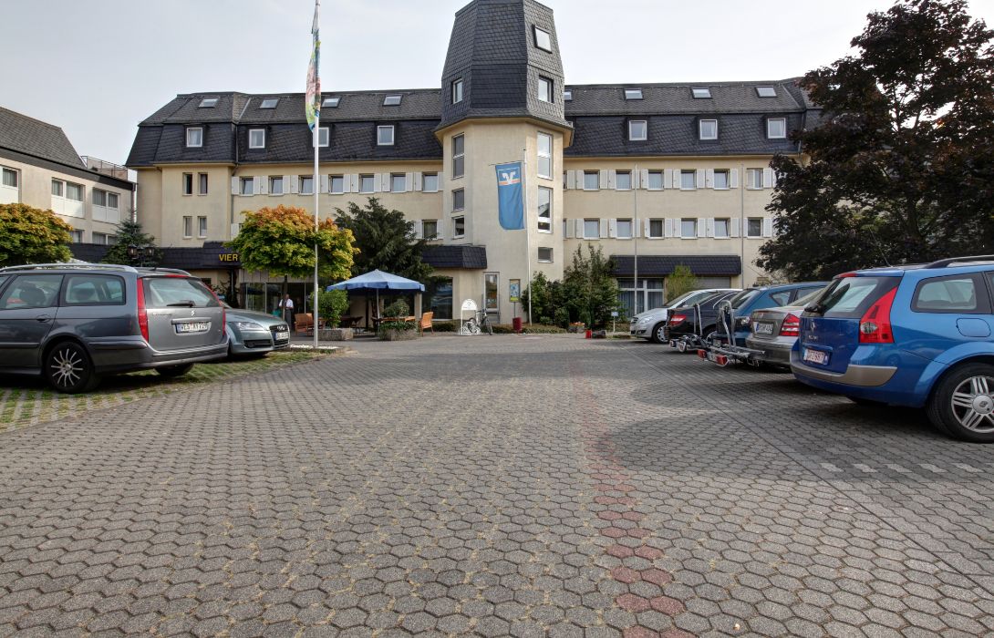 Vier Jahreszeiten Rhein Hotel In Bad Breisig Hotel De
