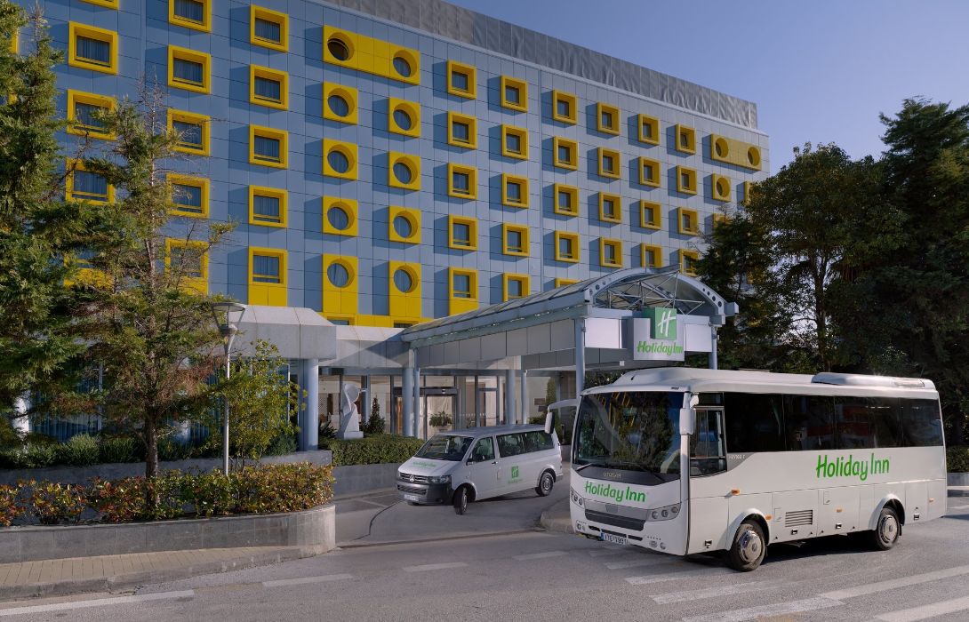 Hreal Holiday Inn 2022