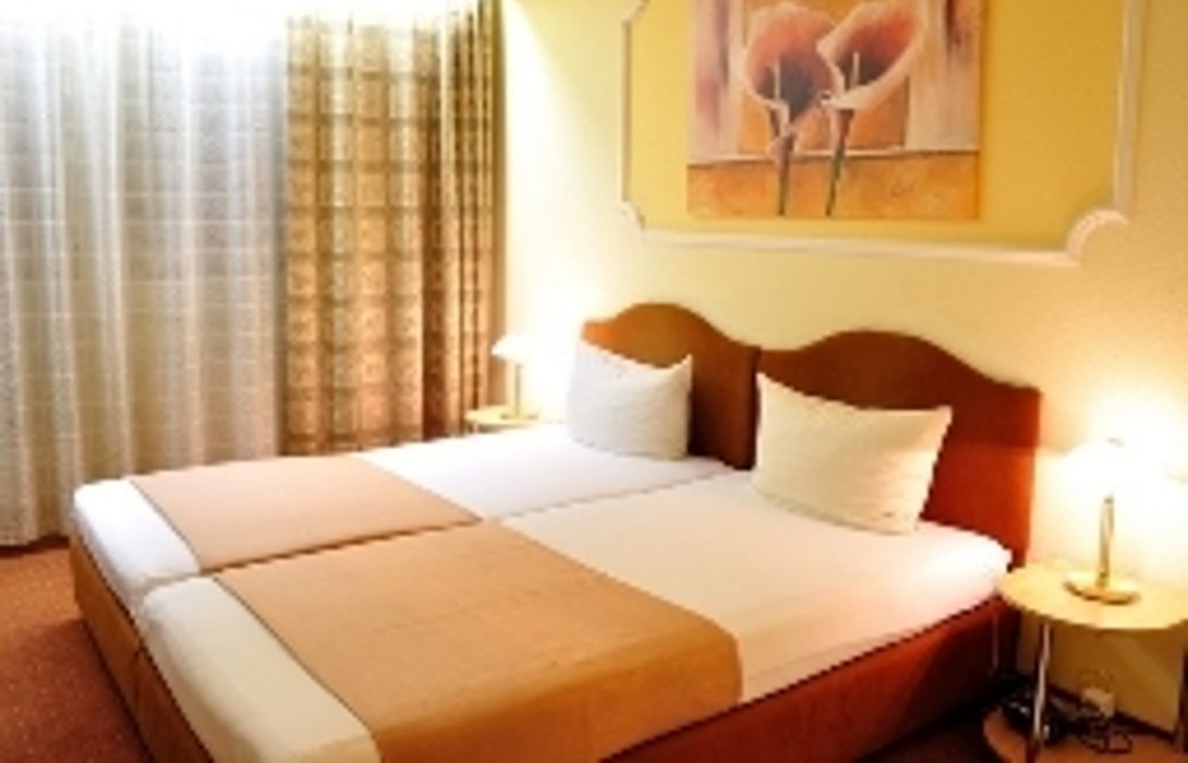 hotel dillinger hof dillingen an der donau great prices at hotel info