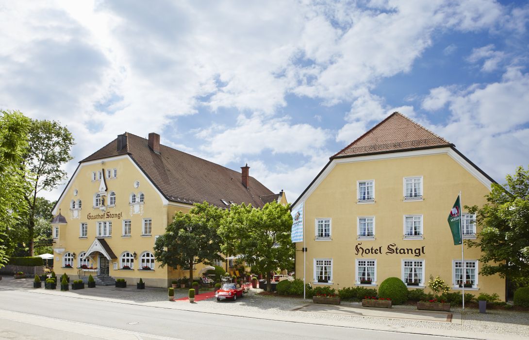 Hotel Stangl Gutsgasthof in Vaterstetten – HOTEL DE