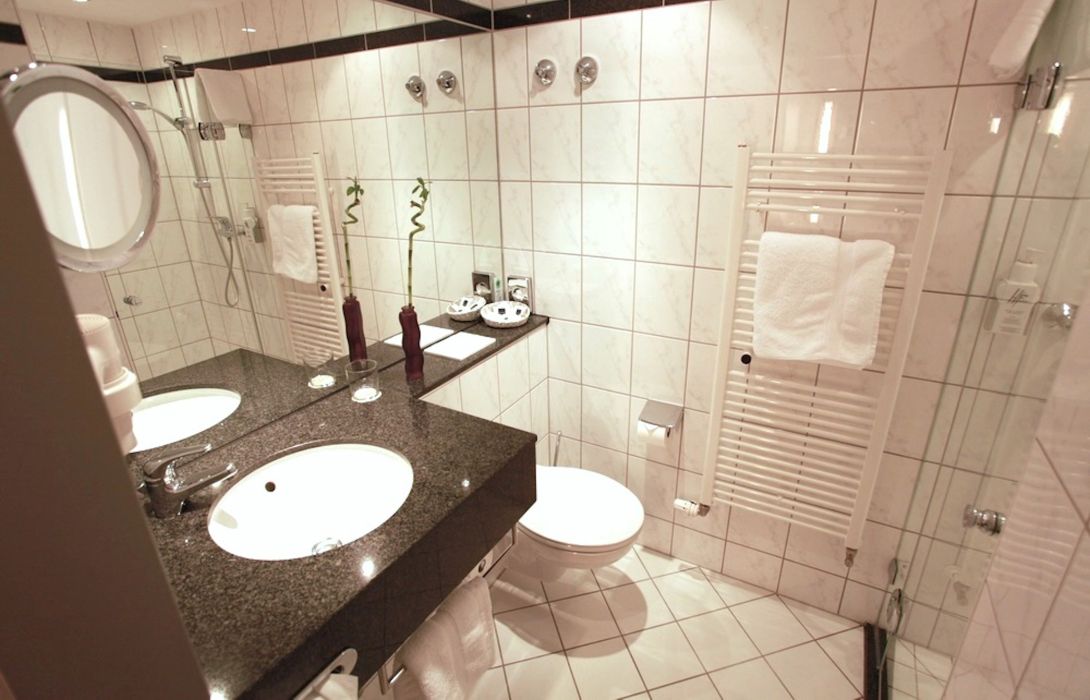 Hotel Friederichs Duisburg Great Prices At Hotel Info
