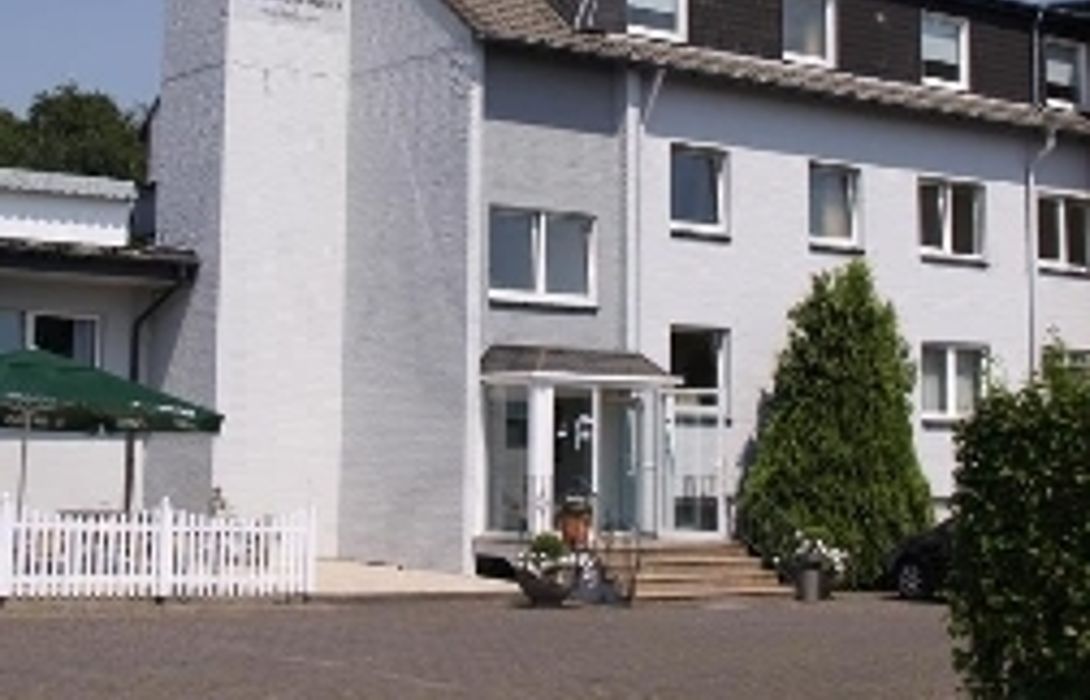hotel schwarzer adler in moers hotel de