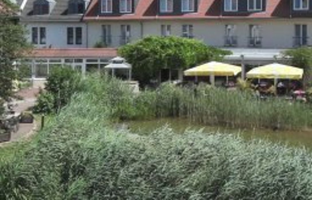 hotel am schloss apolda great prices at hotel info