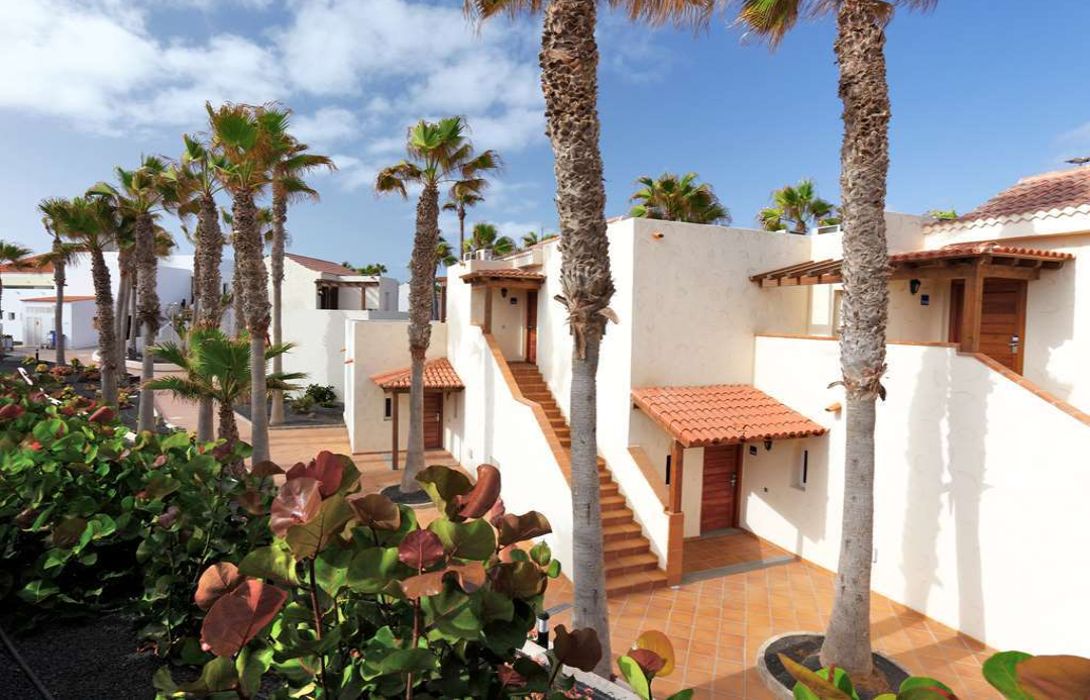Hotel Barcelo Castillo Beach Resort In Caleta De Antigua Hotel De