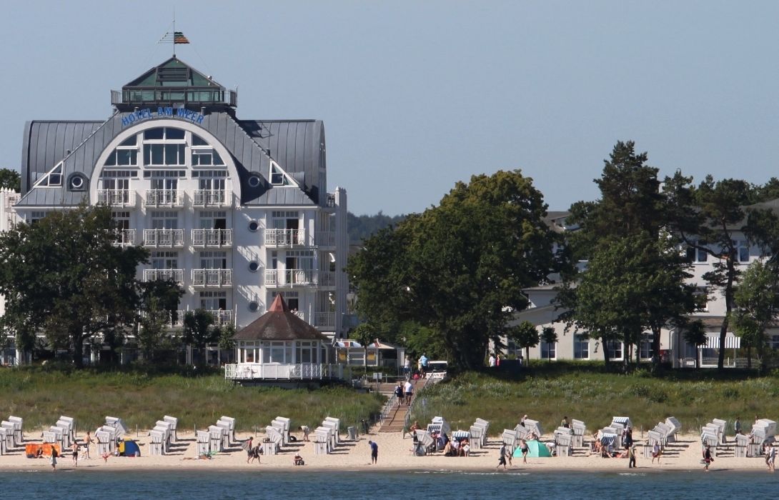 Hotel Am Meer Spa Binz Great Prices At Hotel Info