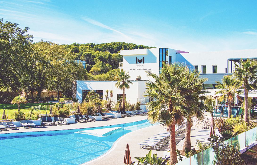 Mouratoglou Hotel Resort Sophia Antipolis Valbonne Great Prices At Hotel Info Le mouratoglou resort vous accueille dans un lieu d'exception sur la cote d'azur ou tous lesingredients sont reunis pour vous permettre de vivre les vacances dont vous revez entre sport et. mouratoglou hotel resort sophia