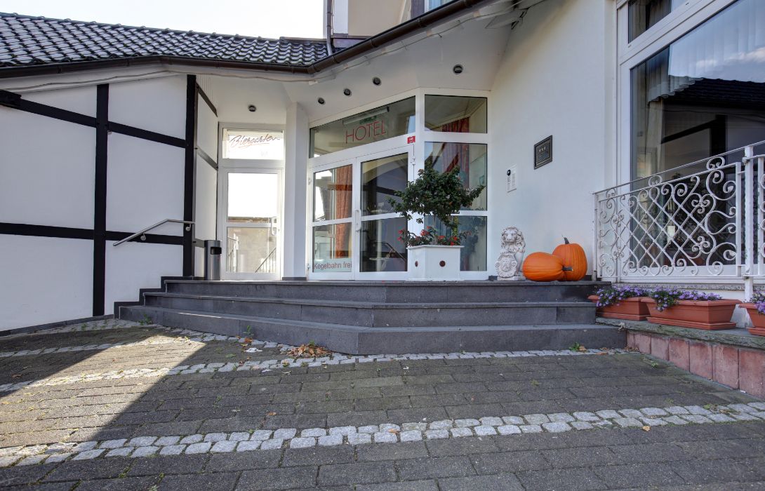 Hotel Gorres In Wachtberg Hotel De