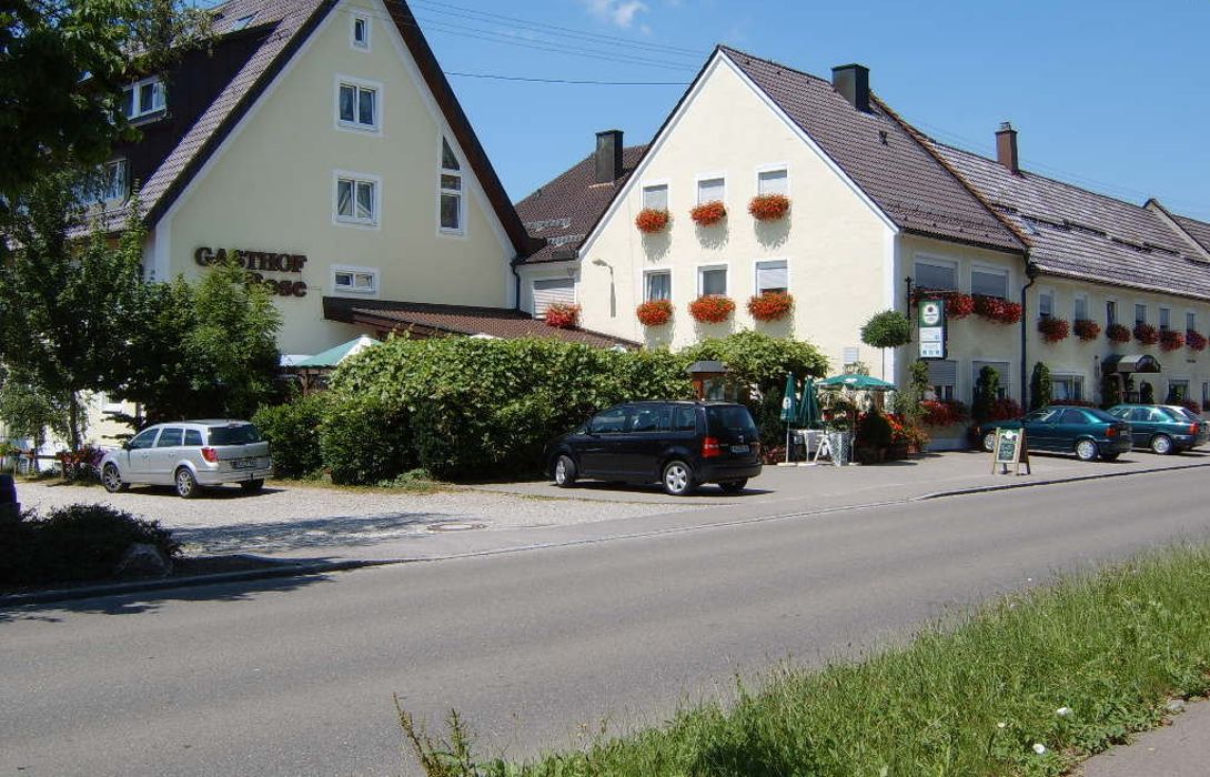 Hotel Zur Rose in Weißenhorn – HOTEL DE