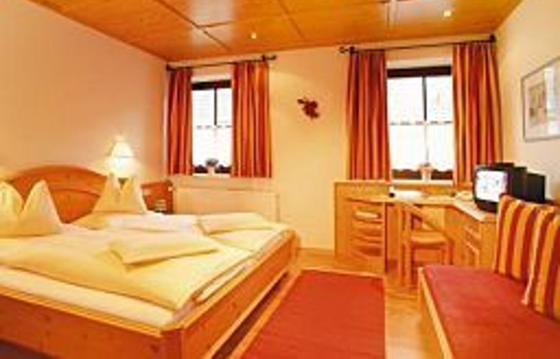 Aktivhotel Zur Rose in Steinach am Brenner – HOTEL DE