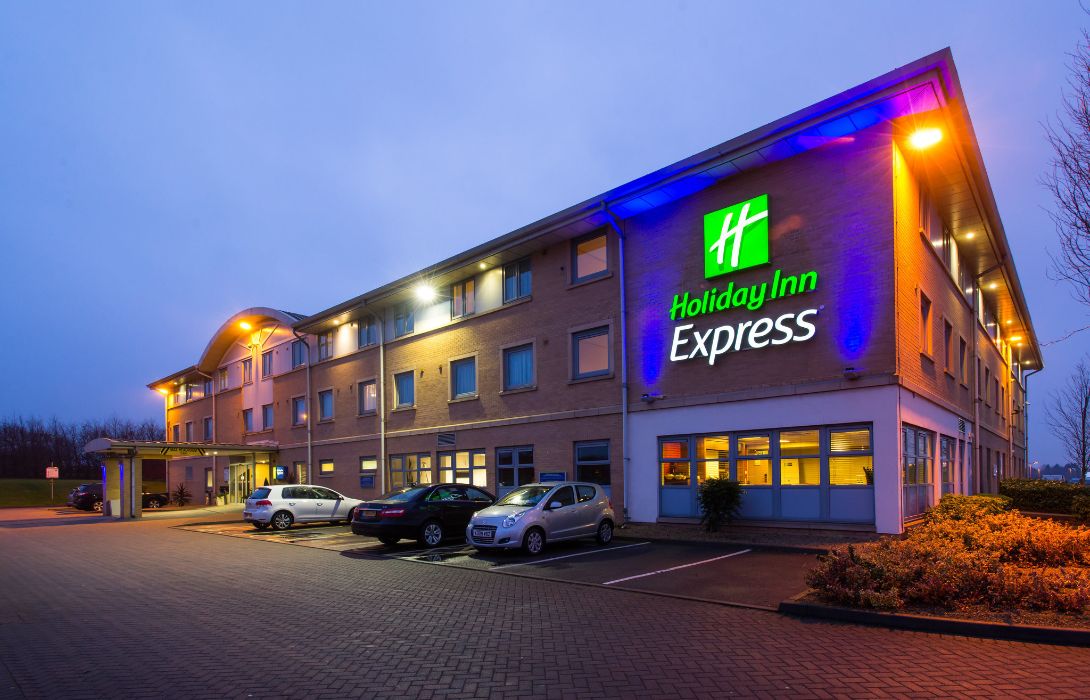 28+ toll Bilder Holiday Inn Express East - Holiday Inn Express Clearwater East Tourist Class Clearwater Fl Hotels Gds Reservation Codes Travel Weekly / At holiday inn express, we strive to make every.