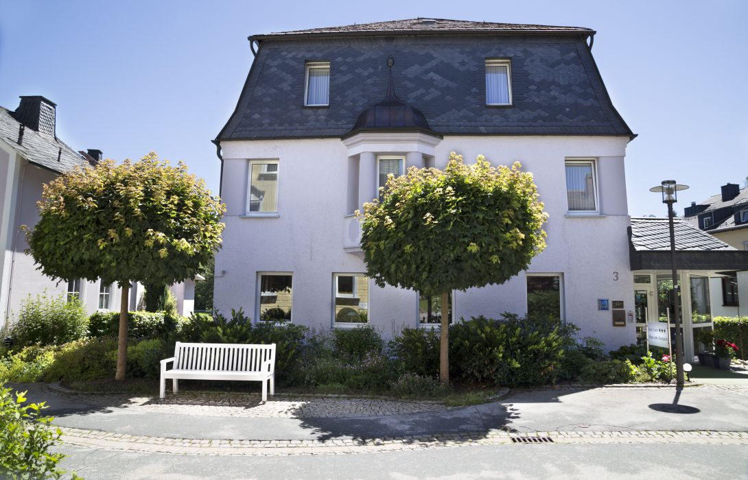 hotel haus am kurpark in bad steben hotel de