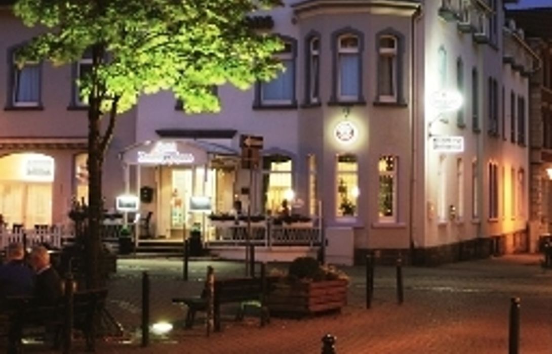 Hotel Deutsches Haus Blomberg Great Prices At Hotel Info