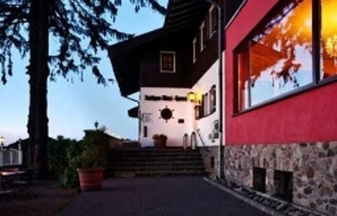 lothar mai haus berghotel in der rhonsonne in hofbieber hotel de