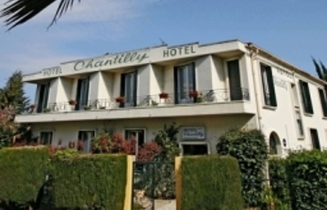 Hotel Le Chantilly - Cagnes-sur-Mer – Great prices at HOTEL INFO