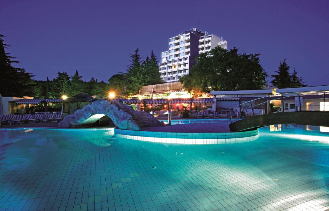 Hotel Valamar Diamant - Poreč – Great prices at HOTEL INFO