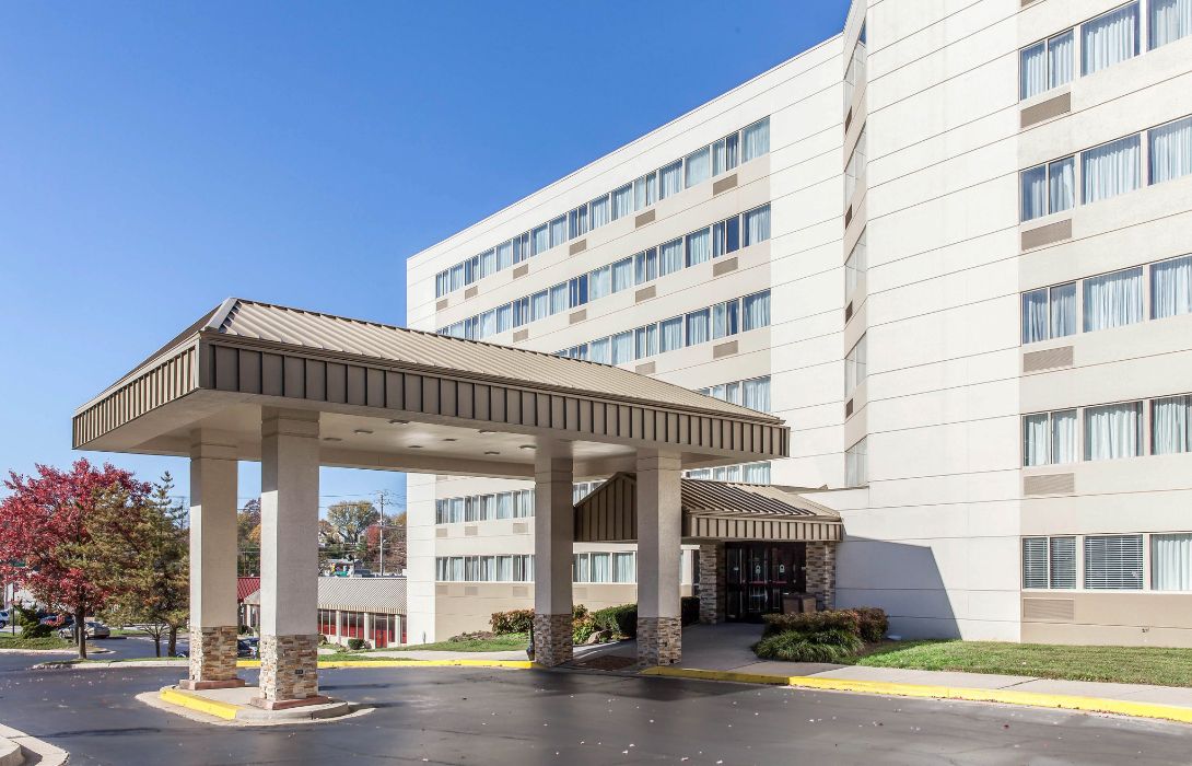 Comfort Inn And Suites Bwi Airport Brooklyn Park Great Prices At