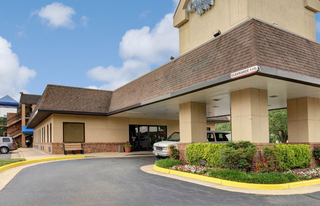 Quality Inn Tysons Corner Vienna Great Prices At Hotel Info
