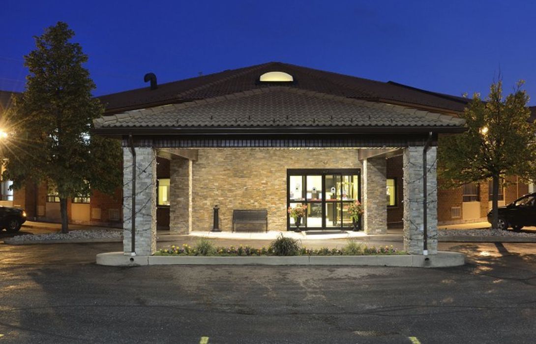 Comfort Inn Fort Erie Great Prices At Hotel Info