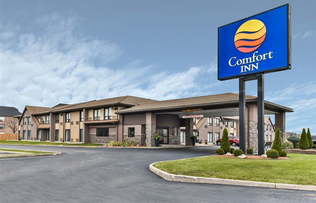 Comfort Inn Windsor Great Prices At Hotel Info See 107 traveller reviews, 41 candid photos, and great deals for comfort inn simcoe, ranked #3 of 3 hotels in simcoe and rated 3.5 of 5 at tripadvisor. hotel info