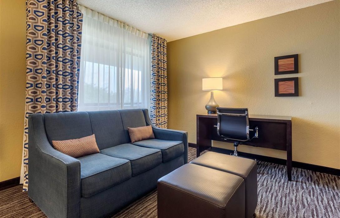 Comfort Inn Arlington Heights Chicago Oh Great Prices At Hotel